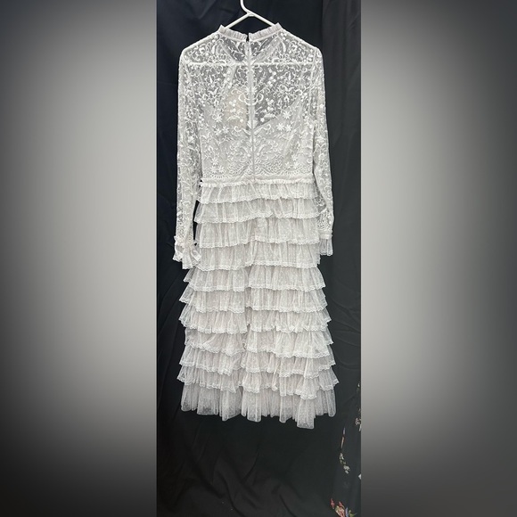 Mac Duggal NWT 8003 EMBROIDERED LONG SLEEVE RUFFLED TIERED DRESS - Picture 5 of 7